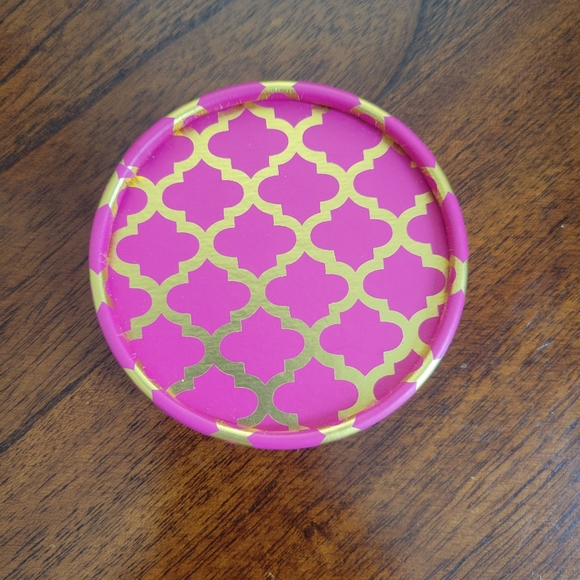 Letter D Necklace with earrings!💕 Silver. - Picture 3 of 6